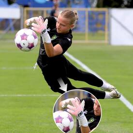 Pełne skupienie na grze🫡 Niezawodny sprzęt🧤Rękawice Brave 2.0 i inne modele📲REDBOX.pl

📸fot. Łukasz Polczyk Foto Gieksiarze

#rbsport #goalkeeper #goalkeepergloves #bramkarz #redbox