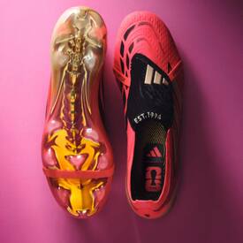 Mistrzostwa ruszyły, a mistrzowska kolekcja od Adidasa dostępna u nas💖🏆 Sprawdź Adidas Predator Elite w nowej odsłonie 📲 REDBOX.pl

#adidasfootball #mundial2026 #adidaspredator #redbox