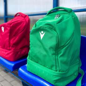 Back to school🎒 Wygodne, pojemne plecaki od marki Macron wybierzesz u nas📲 REDBOX.pl

#macron #macronsportshub #sprzętsportowy #redbox