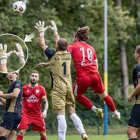 Może złoto?👑 Czyli model rękawic bramkarskich Gold Aqua Hybrid🧤 Tutaj je znajdziesz📲REDBOX.pl

📸fot. @fotografia_jaceklewandowski 

#rbsport #goalkeeper #goalkeepergloves #bramkarz #redbox