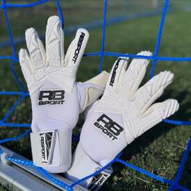 W naszej ofercie znajdziesz szeroki wybór rękawic bramkarskich🥅 Stawiamy na jakość, wygodę i dobry design🔝 Przekonaj się sam📲REDBOX.pl

#rbsport #goalkeeper #goalkeepergloves #rękawicebramkarskie #redbox