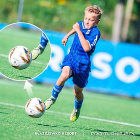 Wytrzymałe piłki Macron Lancer⚽ Dobre opcje zakupu pakietów tylko na 📲REDBOX.pl

📸fot. @pro_turnieje 

#macron #macronfootball #football #sprzętsportowy #redbox