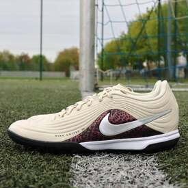 Turfy Nike Tiempo Maestro Academy⚽️ Naturalne dopasowanie i wygoda dla tych, którzy cenią komfort🫠📲REDBOX.pl

#nike #nikefootball #footballboots #turfy #redbox
