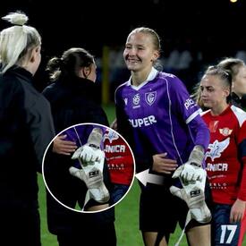 I po robocie!💪 Polecamy nasz sprzęt bramkarski🧤 Sprawdzony w każdych warunkach😎

📸fot. Łukasz Polczyk Foto 

#rbsport #macronfootball #goalkeeper #bramkarz #redbox