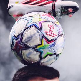 Nowe piłki Adidasa to prawdziwe wow!🤩 Też możesz taką grać⚽️📲REDBOX.pl

#adidas #adidasfootball #championsleauge #redbox
