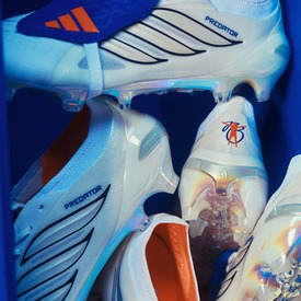 Adidas Predator Elite to jedne z najbardziej zaawansowanych modeli🔥 Strzał w dziesiątkę dla wymagających graczy😎  U nas w korzystnej cenie📲REDBOX.pl

#adidas #adidasfootball #predatorelite #judebellingham #redbox