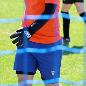 Stroje klubowe? Macron🔝 Rękawice bramkarskie? RBSPORT🧤 Obie marki znajdziesz na 📲REDBOX.pl

#macron #macronfootball #rbsport #sprzętpiłkarski #redbox