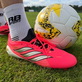 Kultowe korki Adidas Predator League💪 Sprawdź wszystkie wersje kolorystyczne📲REDBOX.pl

#adidas #adidasfootball #predator #footballboots #redbox