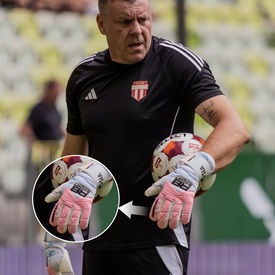 Zaufanie trenerów to dla nas cenna opinia🤝 Postaw na sprawdzone rękawice bramkarskie📲REDBOX.pl

📸fot. @pogongrodzisk 

#rbsport #goalkeeper #goalkeepergloves #rękawicebramkarskie #redbox