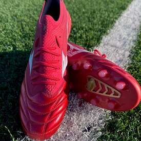 Jedne z wygodniejszych modeli korków⚽️ Postaw na komfort z Mizuno🔝 Marka dostępna na stronie📲REDBOX.pl

#mizuno #mizunofootball #morelianeo #footballboots #redbox