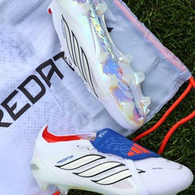 Profesjonalne korki Adidas Predator Elite🔝 Dbałość o każdy szczegół i dopracowany design, spójrzcie na te detale✨📲REDBOX.pl

#adidas #adidasfootball #predatorelite #footballboots #redbox