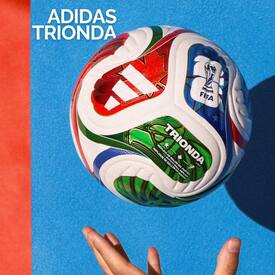 Już za moment rozpoczęcie Mundialu 2026🏟️ Spraw sobie nową, oficjalną piłkę Mistrzostw Świata⚽️ 📲REDBOX.pl

#adidasfootball #adidastrionda #mundial2026 #football #redbox