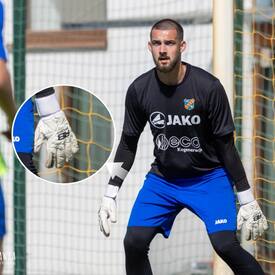 Rękawice Classic 3.0 też często wybieracie💪 Sprawdź ten model na📲 REDBOX.pl

📸fot. @migawka_pilka_opolska 

#rbsport #goalkeepergloves #goalkeeper #bramkarz #redbox