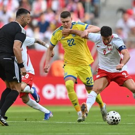 Niestety😐 Przegrywamy mecz towarzyski z Ukrainą...

📸fot.  Polska Agencja Prasowa

#polska #reprezentacja #redbox