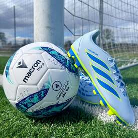 Idealny zestaw dla najmłodszych👦 Lekka piłka Macron Taiga Light i wygodne korki dziecięce marki Adidas⚽️ Taki duet kupisz u nas📲REDBOX.pl

#macron #macronfootball #adidas #adidaspredator #redbox