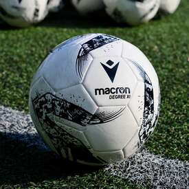 Jak piłki Macron, to zakupy u nas!🛒 Szeroki wybór modeli i korzystna oferta📲REDBOX.pl

#macron #macronfootball #macronsportshub #sprzętpiłkarski #redbox
